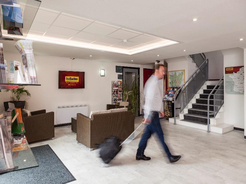 B&B Hotel Angers Parc Expos Verrieres-en-Anjou エクステリア 写真