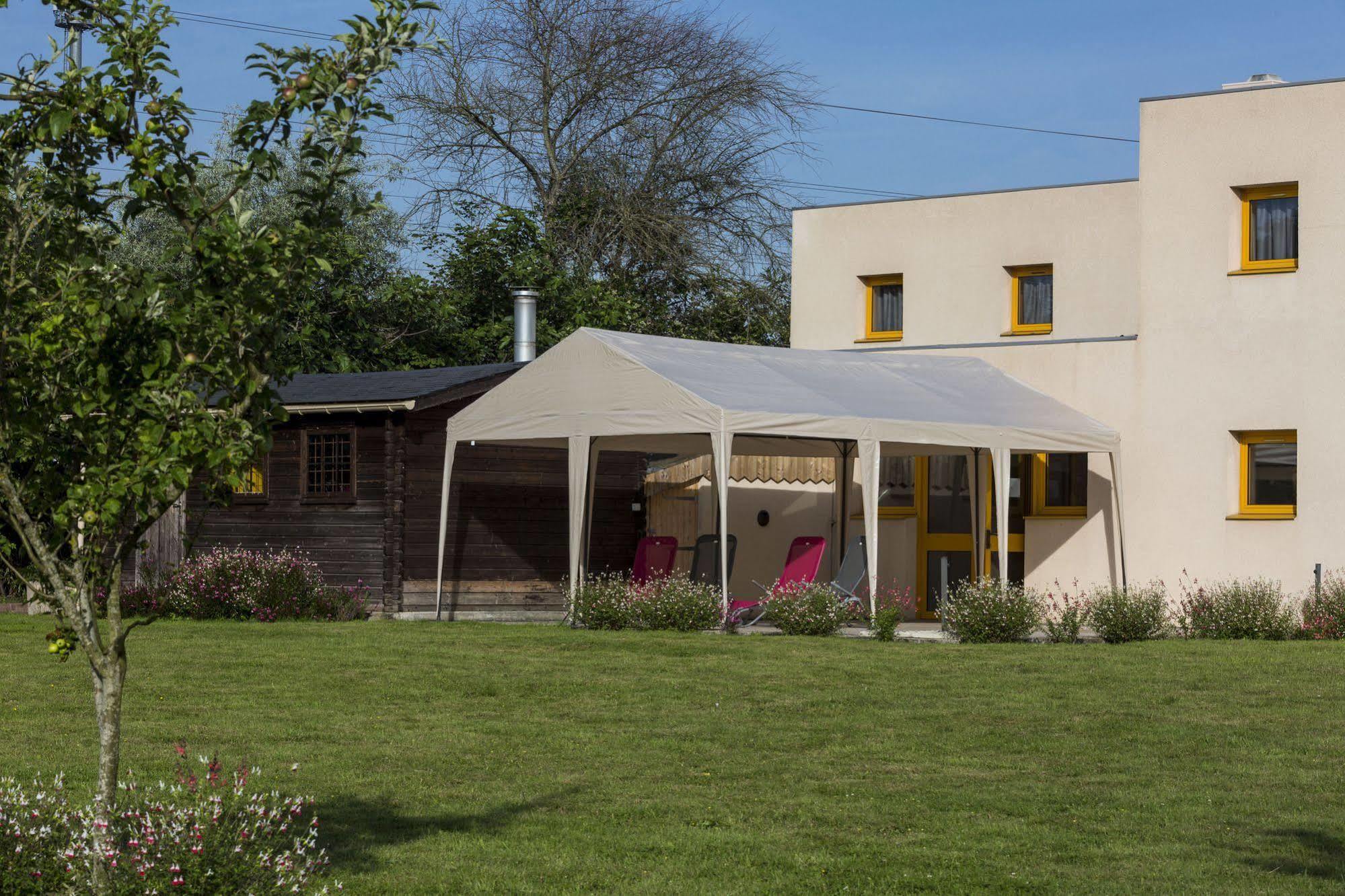 B&B Hotel Angers Parc Expos Verrieres-en-Anjou エクステリア 写真