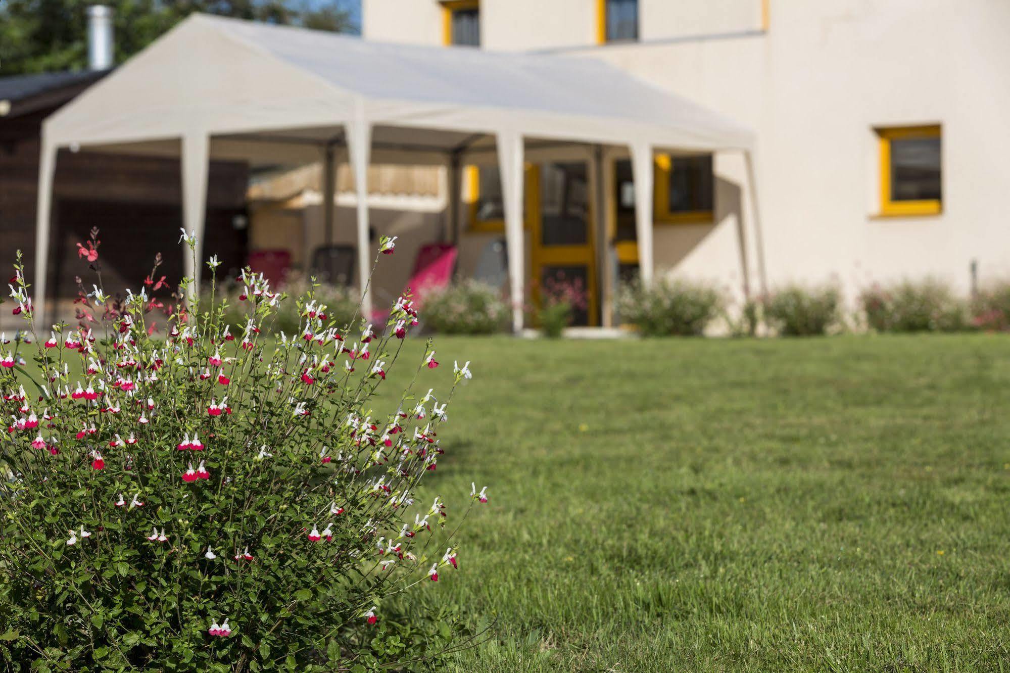 B&B Hotel Angers Parc Expos Verrieres-en-Anjou エクステリア 写真