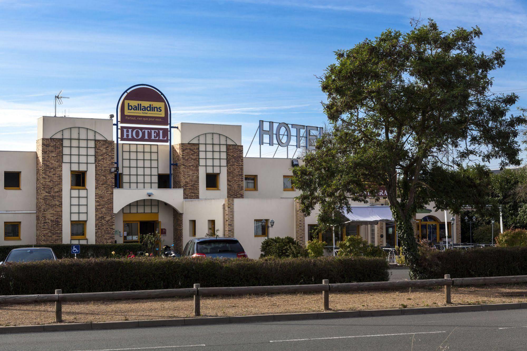 B&B Hotel Angers Parc Expos Verrieres-en-Anjou エクステリア 写真