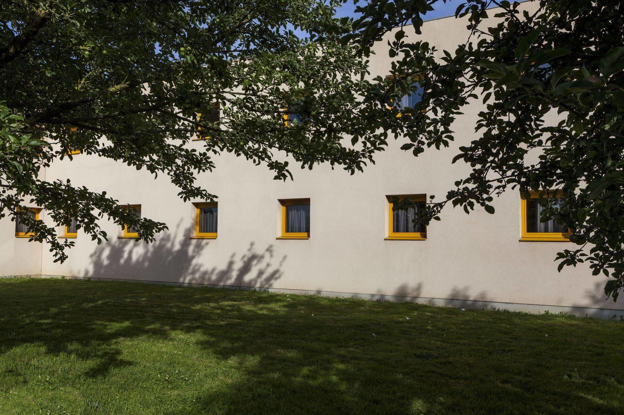 B&B Hotel Angers Parc Expos Verrieres-en-Anjou エクステリア 写真