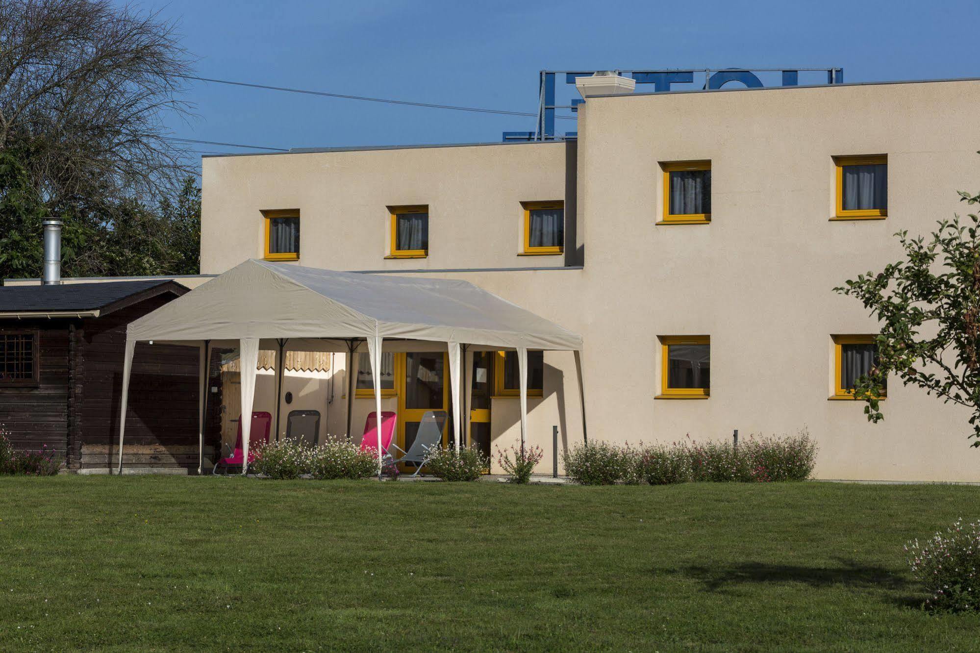 B&B Hotel Angers Parc Expos Verrieres-en-Anjou エクステリア 写真