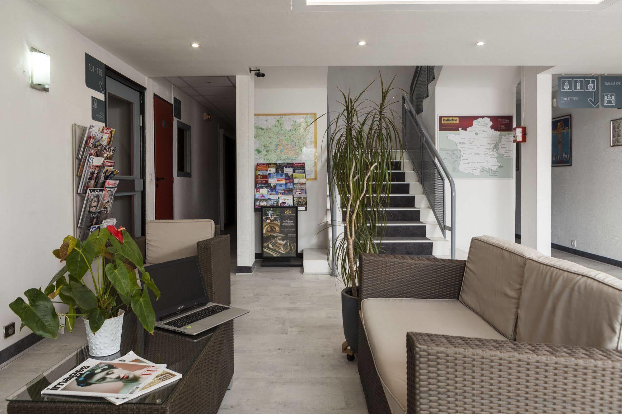 B&B Hotel Angers Parc Expos Verrieres-en-Anjou エクステリア 写真